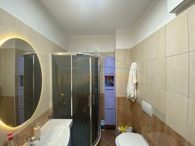 Durres, jepet me qera apartament 1+1 75 m² 800 Euro (VOLLGA)