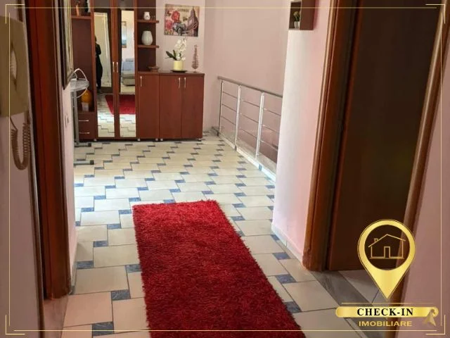 Tirane, jepet me qera apartament duplex Dublex Kati 0, 300 m² 2.000 € (Rruga Elbasanit)