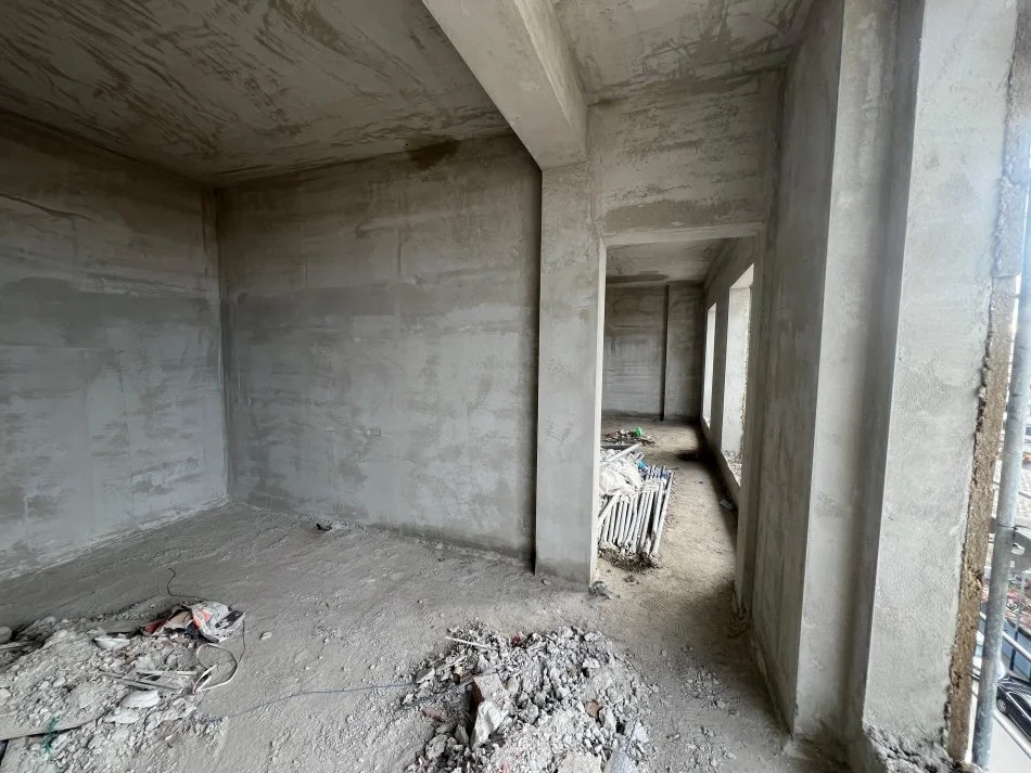 Tirane, shitet apartament 2+1+Ballkon , 105 m² 160.000 € (Jordan Misja)