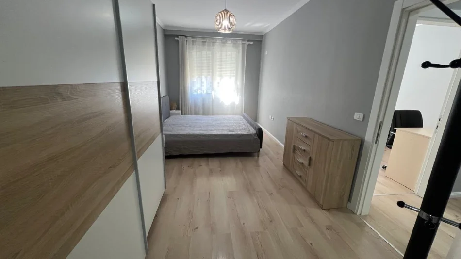 Tirane, shitet apartament 2+1+Ballkon Kati 2, 109 m² 327.000 € 