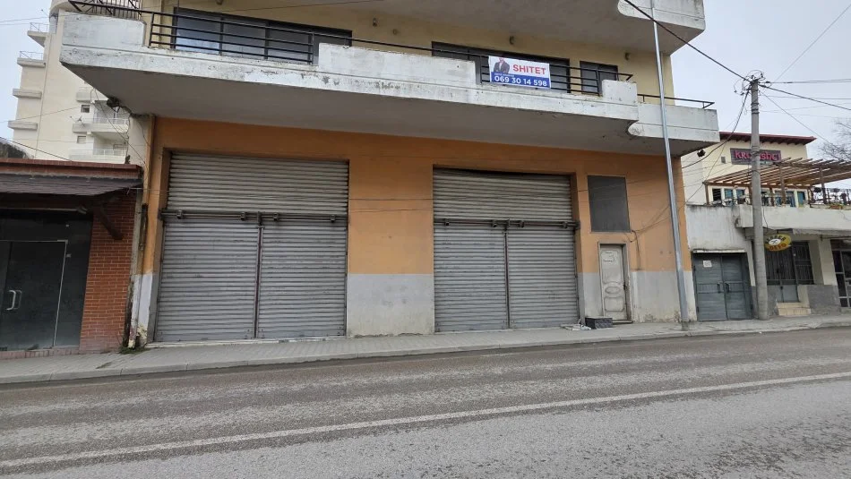 Vlore, shitet Vile 3 Katshe , 300.000 € (Rruga ali demi)