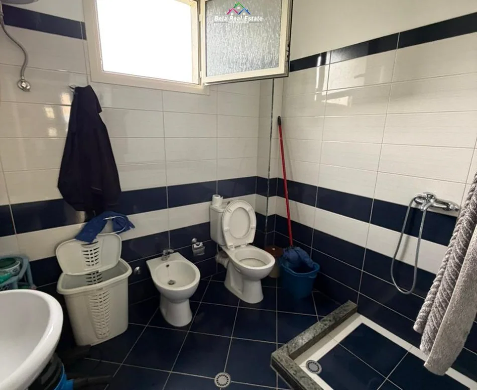 Tirane, jepet me qera Vile 2+1 Kati 2, 85 m² 580 € (sauk i ri)