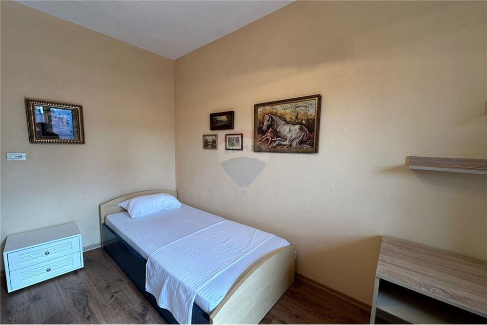 Apartament - Me Qira - 21 Dhjetori, Shqipëri