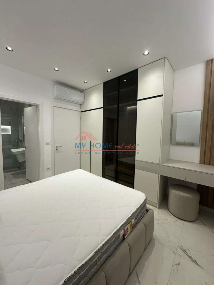Tirane, jepet me qera apartament 2+1+Ballkon Kati 6, 100 m² (Rruga Dritan Hoxha)