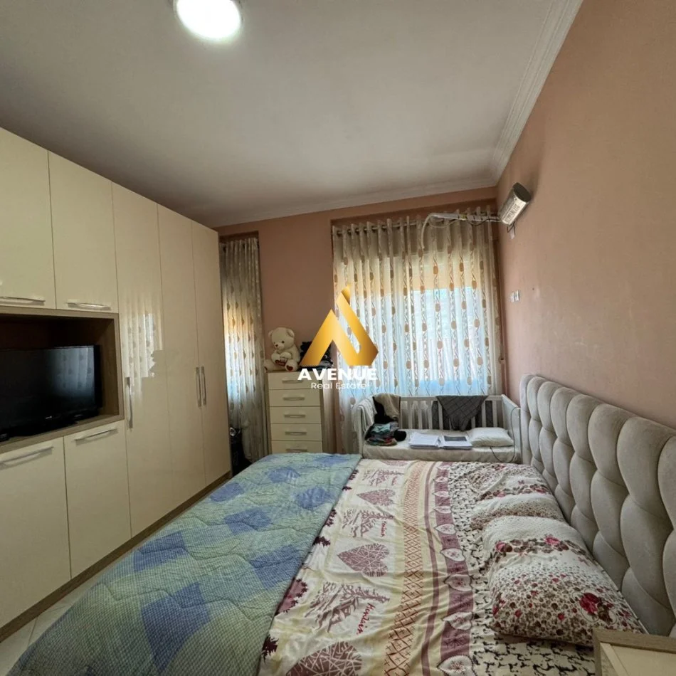 Tirane, shitet apartament 3+1 Kati 3, 113 m² 186.000 € (rruga e ullinjve)