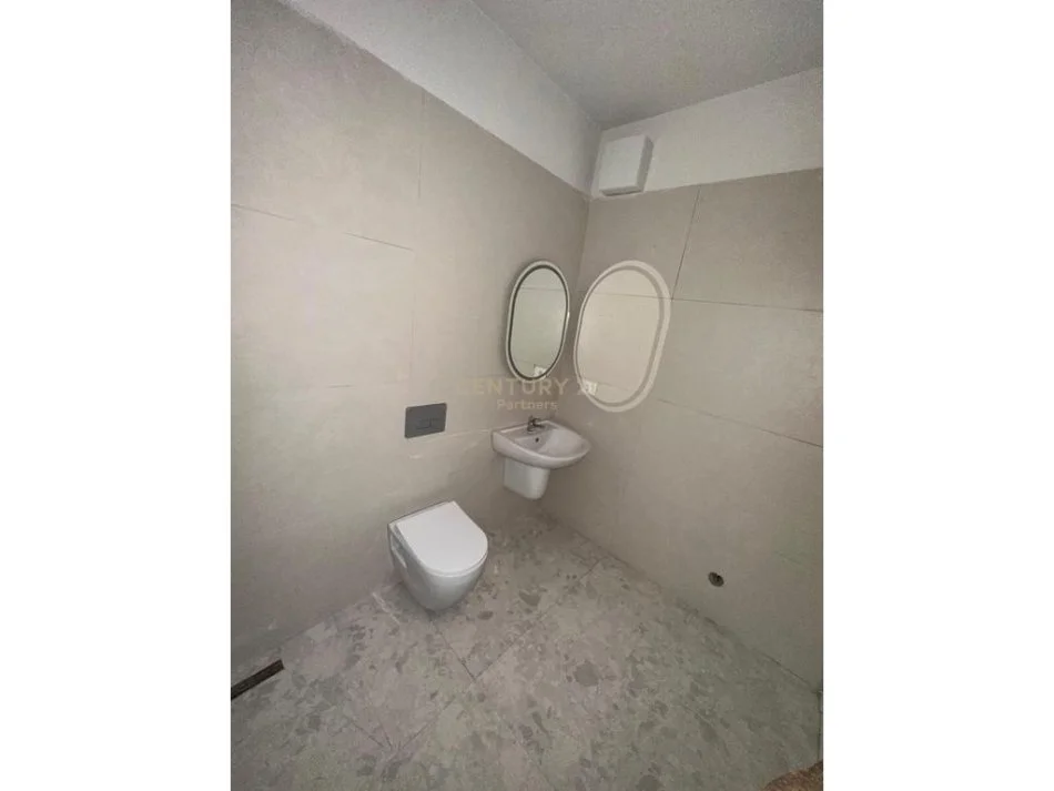 Tirane, shes apartament 2+1 Kati 1, 103 m² 210.000 € ( Rruga Dritan Hoxha)