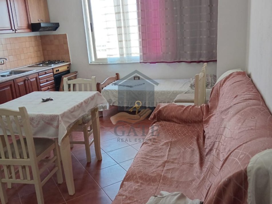 Durres, jepet me qera apartament 1+1 Kati 7, 75 m² 350 € (Plazh)