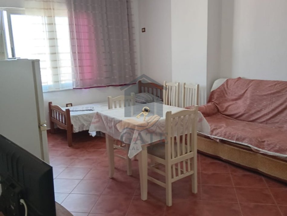 Durres, jepet me qera apartament 1+1 Kati 7, 75 m² 350 € (Plazh)