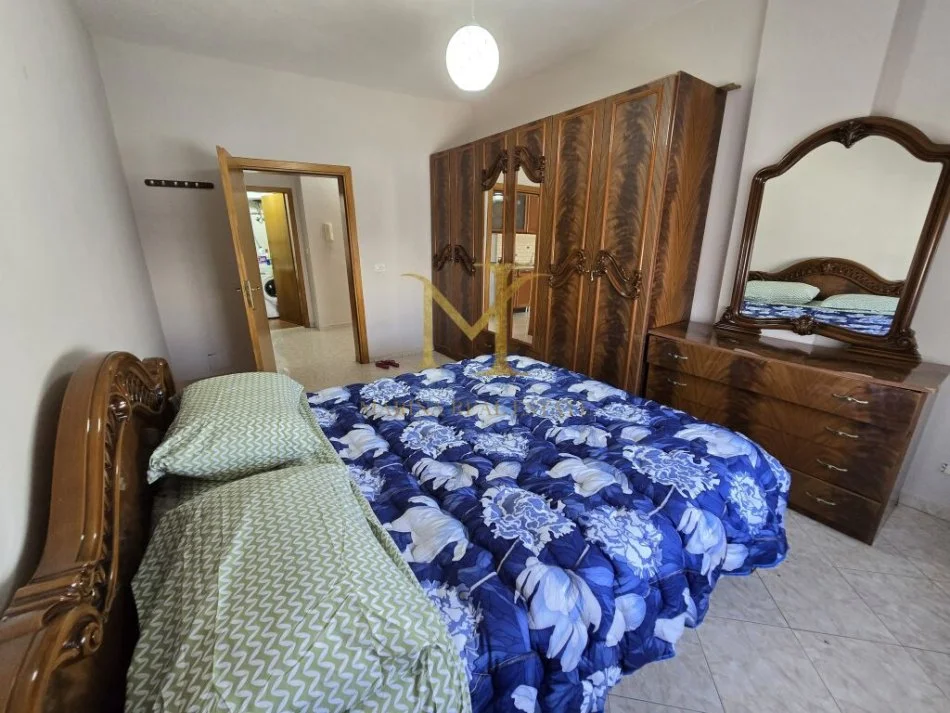 Durres, jepet me qera apartament 1+1+Ballkon Kati 5, 65 m² 250 € (plazh iliria,durres)