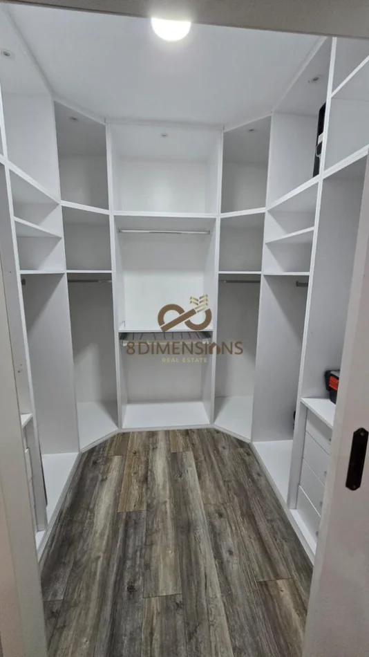 Tirane, jepet me qera apartament 2+1+Ballkon Kati 2, 100 m² 650 € (sauk i ri)