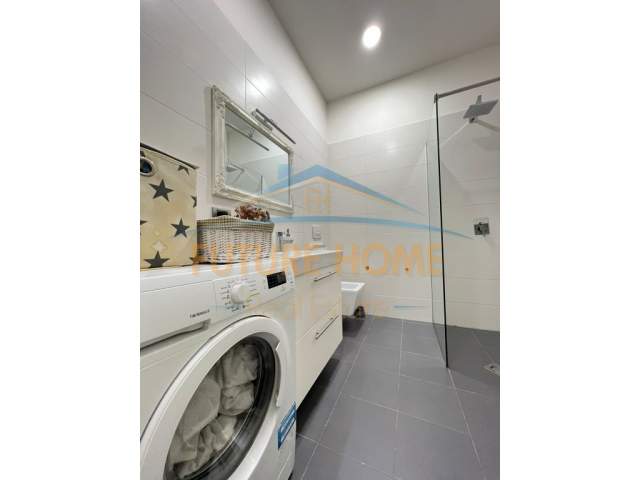 Tirane, shitet apartament Kati 2, 122 m² 133.000 Euro