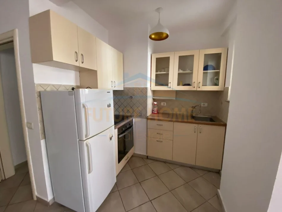 Durres, jepet me qera apartament 1+1 Kati 1, 70 m² 350 € (Vollga, Durres)