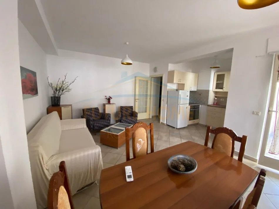 Durres, jepet me qera apartament 1+1 Kati 1, 70 m² 350 € (Vollga, Durres)