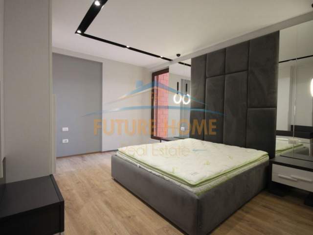 Tirane, shitet apartament Kati 2, 86 m² 130.000 Euro