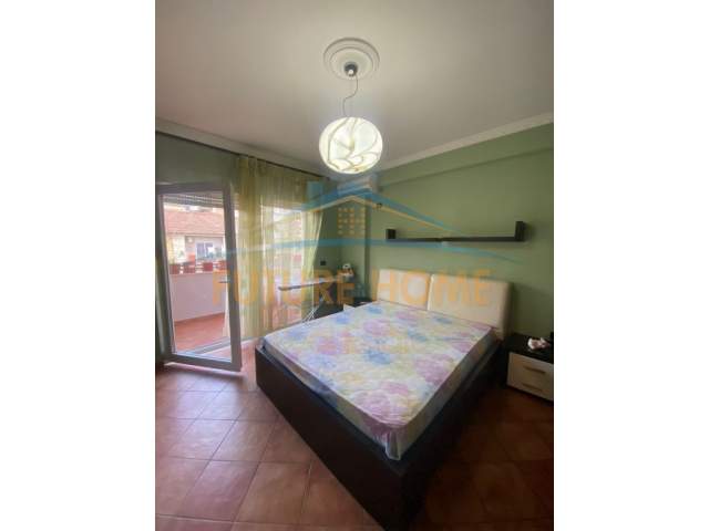 Tirane, jepet me qera apartament Kati 2, 97 m² 800 Euro