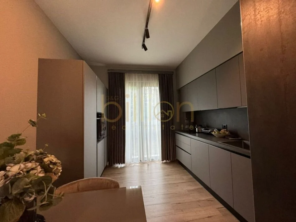 Tirane, shitet apartament 3+1 , 130 m² 490.000 € (rruga e elbasanit, Tirana, Albania)