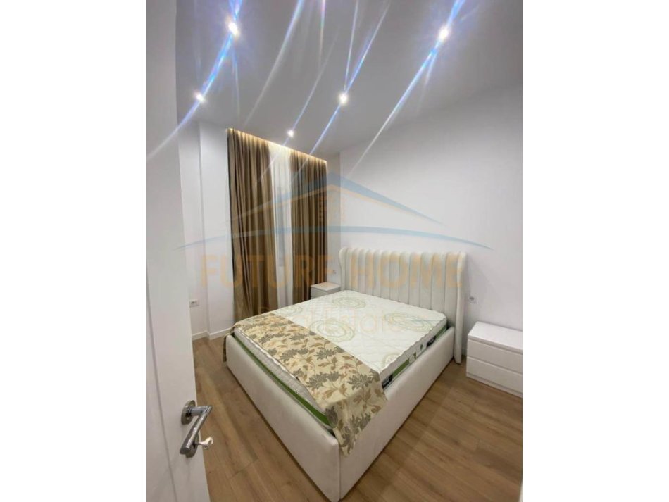 Tirane, jepet me qera apartament 1+1 Kati 7, 62 m² 500 € (UNAZA RE) UNA31282