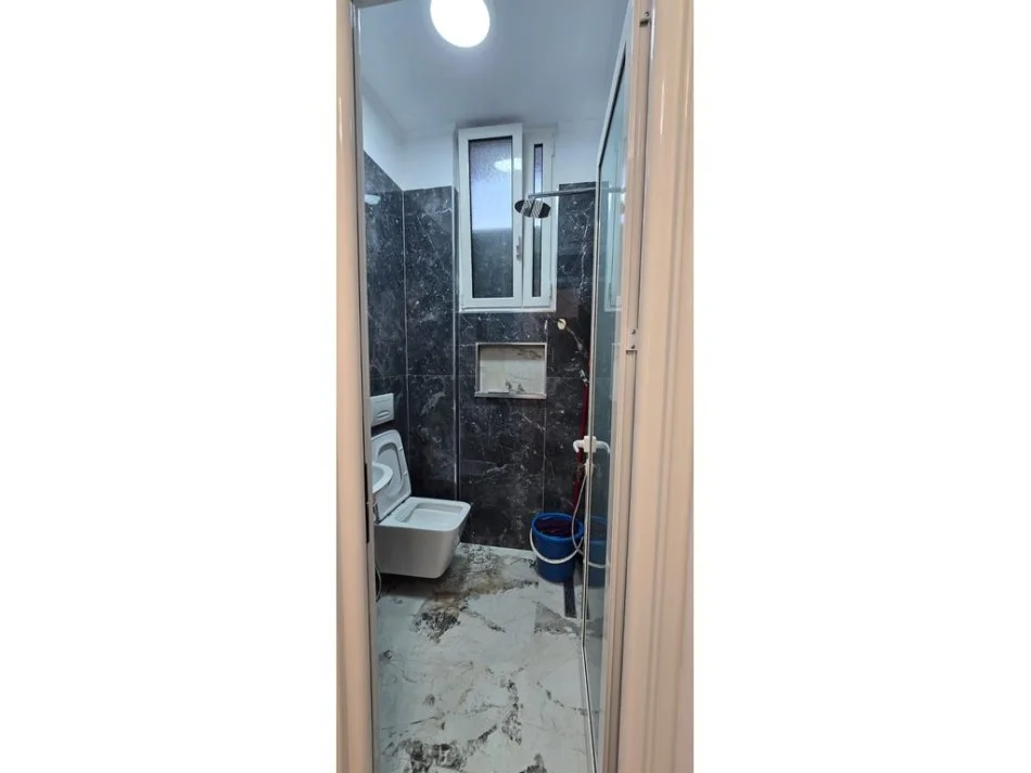 Tirane, shitet apartament 2+1 Kati 7, 93 m² 218.000 € (prane Prokurorise se Tiranes)