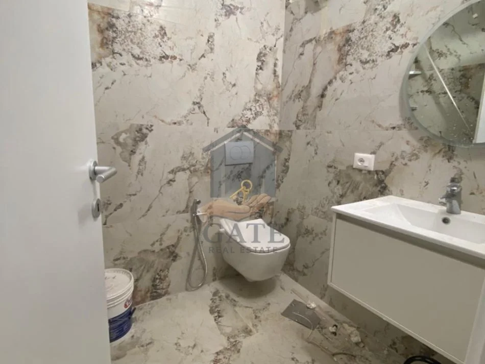 Durres, shitet apartament 1+1+Ballkon Kati 2, 74 m² 170.000 € (Vollga)