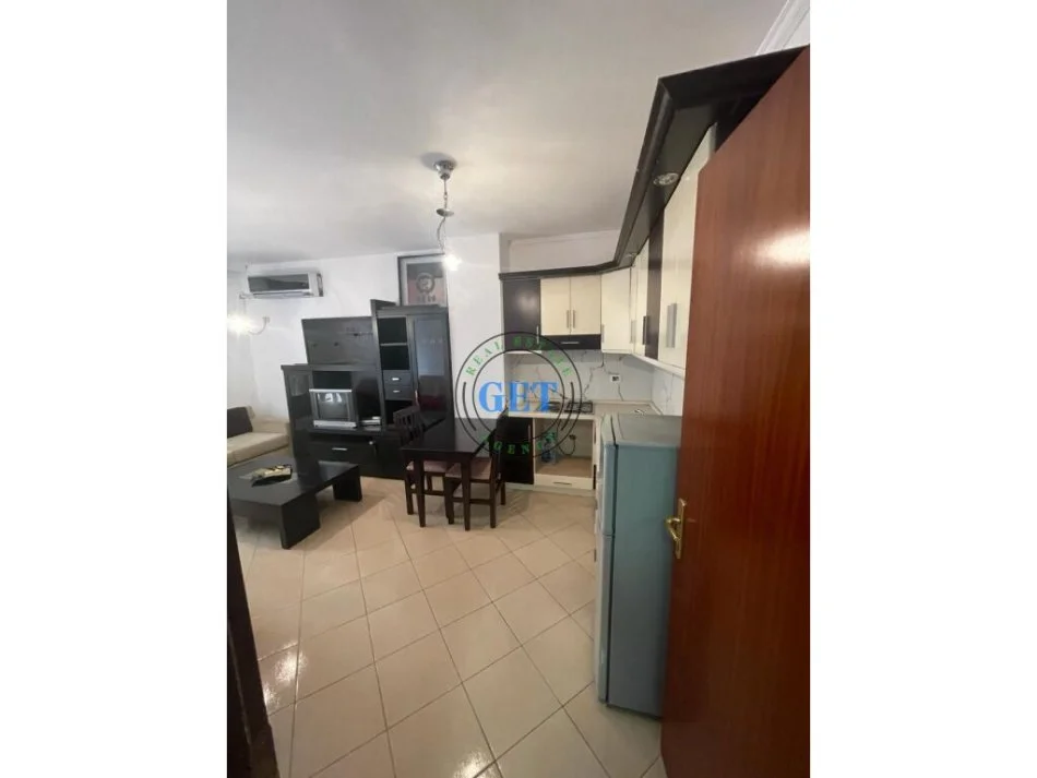 Durres, jepet me qera apartament 1+1 Kati 1, 61 m² 300 € 