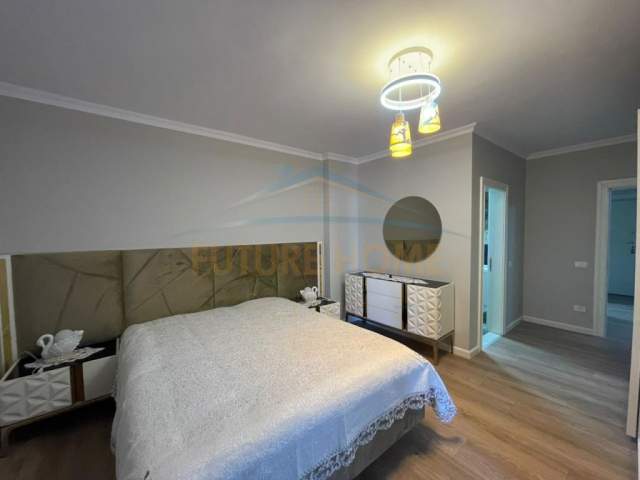 Durres, shitet apartament 2+1 Kati 2, 115 m² 140.000 Euro (Plazh-Hekurudha, Durres)