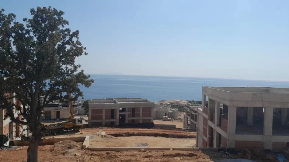 Dhermi - Palase, shitet apartament 2+1 Kati 1, 117 m² 433.000 € (Palase)