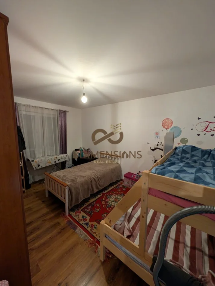 Tirane, shitet apartament 2+1 Kati 3, 75 m² 175.000 € (Rruga Kongresi i Lushnjes)