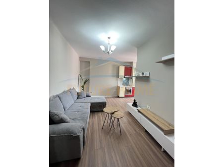Tirane, shitet apartament 2+1+BLK 87 m² 85.000 Euro