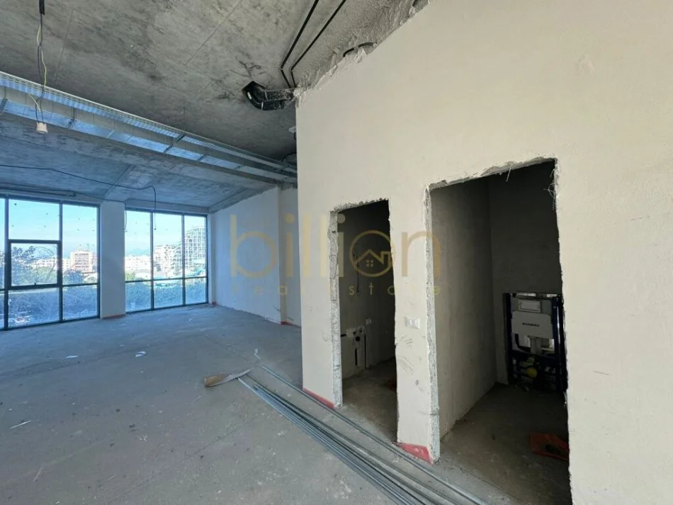 Tirane, jepet me qera ambjent biznesi Kati 0, 130 m² 3800 € (Liqeni i Tiranes, Tirana, Albania)
