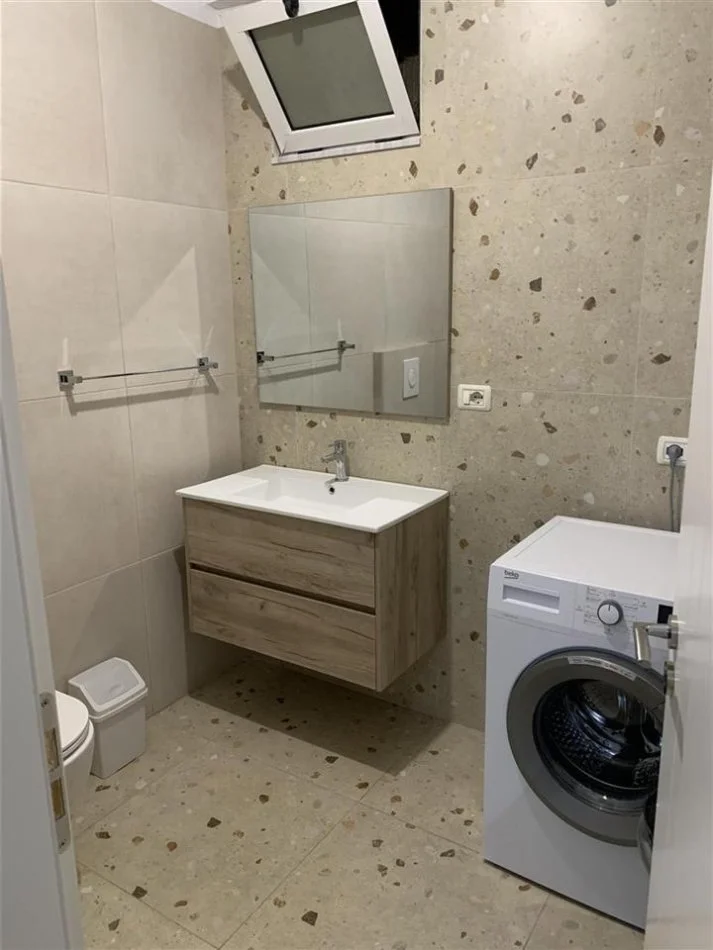 Apartament 1+1 ne shitje ne astir tek Rrethi (105,000 Euro)
