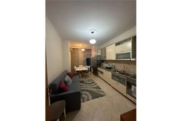 Tirane, jepet me qera apartament 2+1+BLK Kati 2, 81 m² 550 Euro