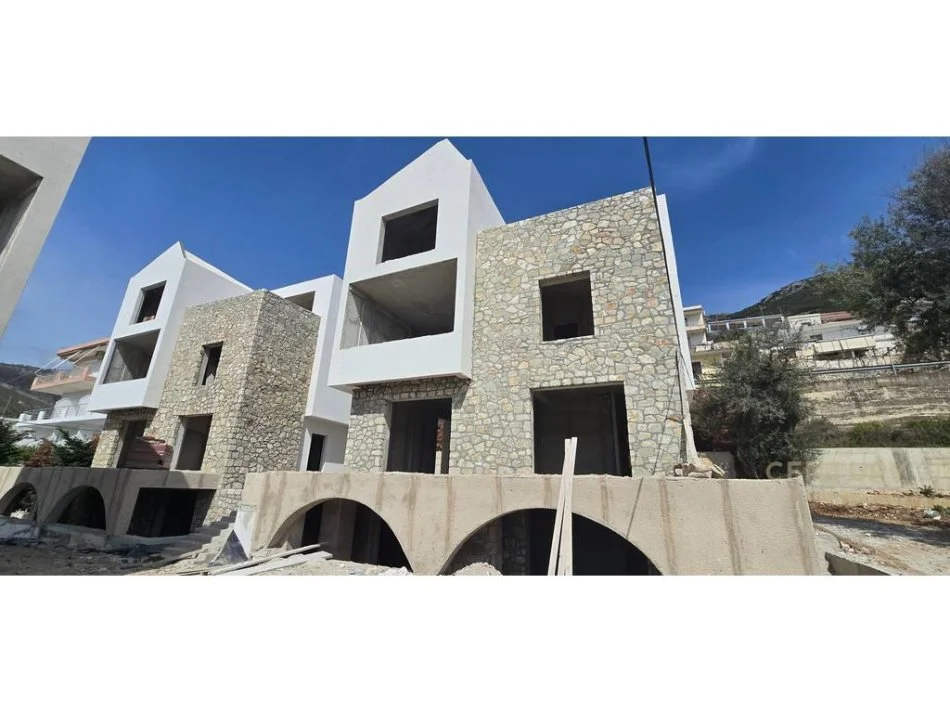 Sarande, shes apartament 2+1 Kati 2, 113 m² 340.000 € (qeparo)