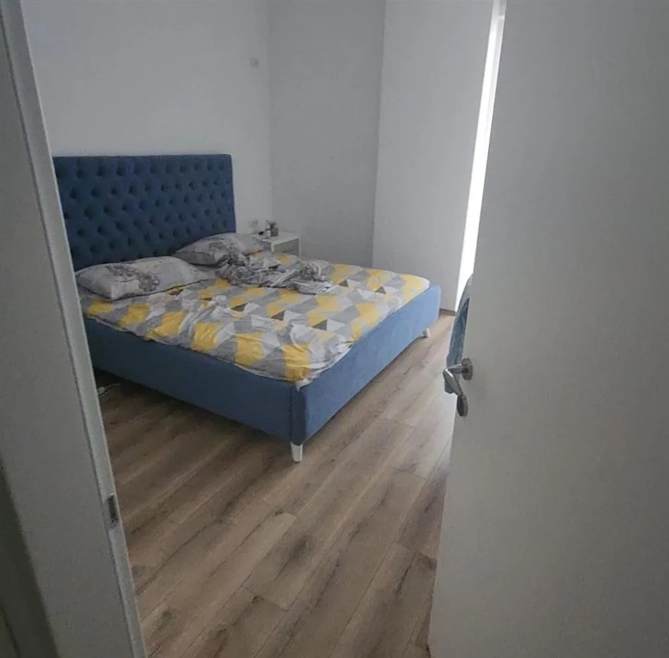 Super apartament 1+1 me qera tek oxhaku (500 euro)