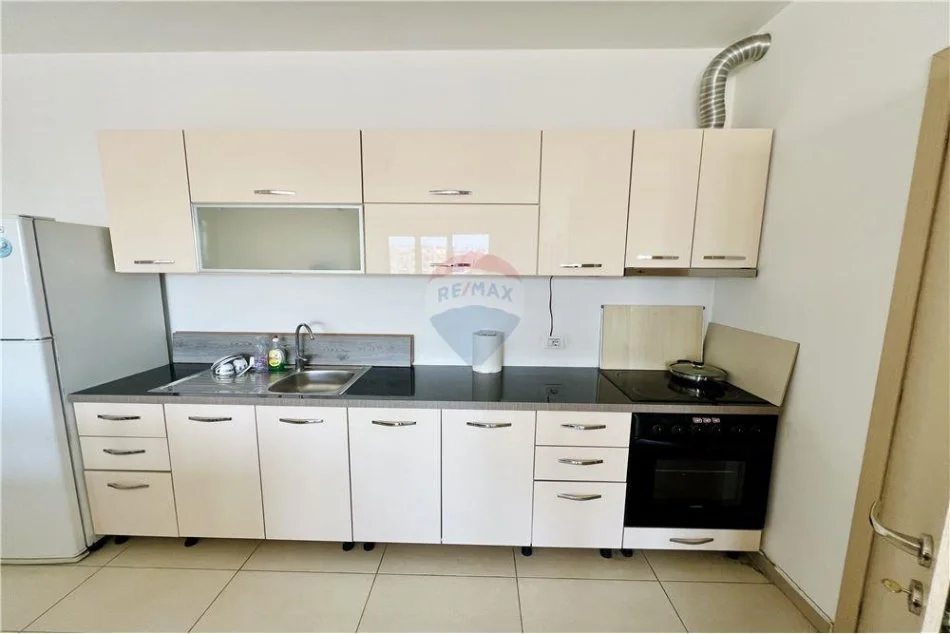Tirane, jepet me qera apartament 1+1 Kati 3, 430 € (Aleksander Moisiu)