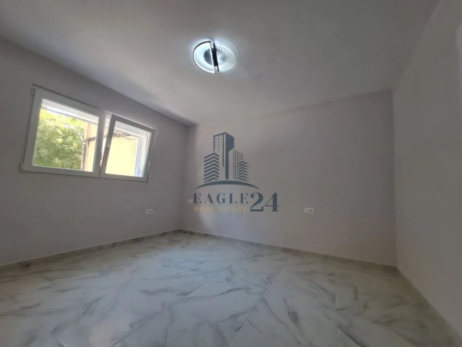 Tirane, shitet apartament 1+1 Kati 0, 60 m² 150.000 € (vasil shanto)