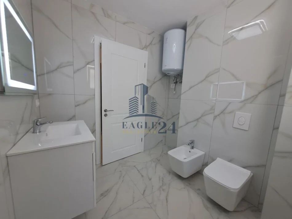 Tirane, shitet apartament 1+1 Kati 0, 60 m² 150.000 € (vasil shanto)