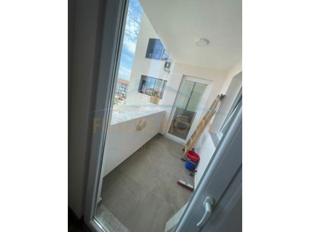 Durres, shitet apartament 2+1+A+BLK Kati 3, 98 m² 75.000 Euro (Shkozet Durres)