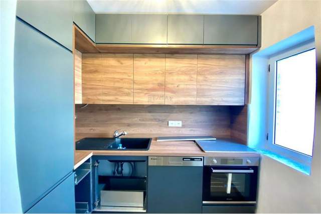 Tirane, jepet me qera apartament 1+1 Kati 2, 60 m² 450 Euro