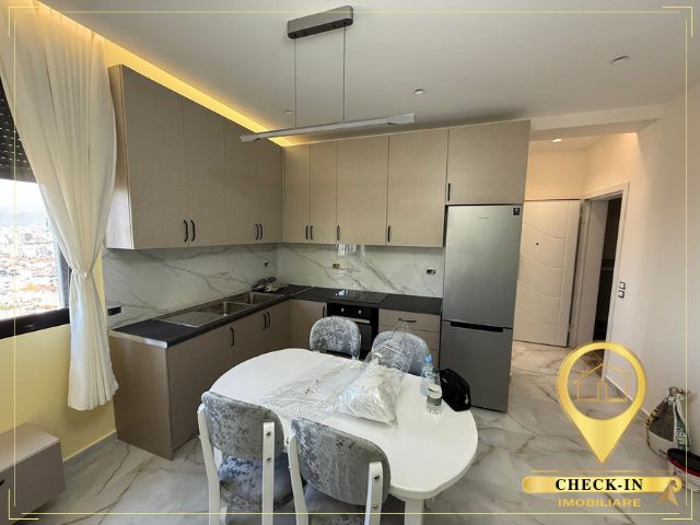 Tirane, jepet me qera apartament 1+1+Aneks+Ballkon Kati 3, 60 m² 700 € (Kodra e Diellit)