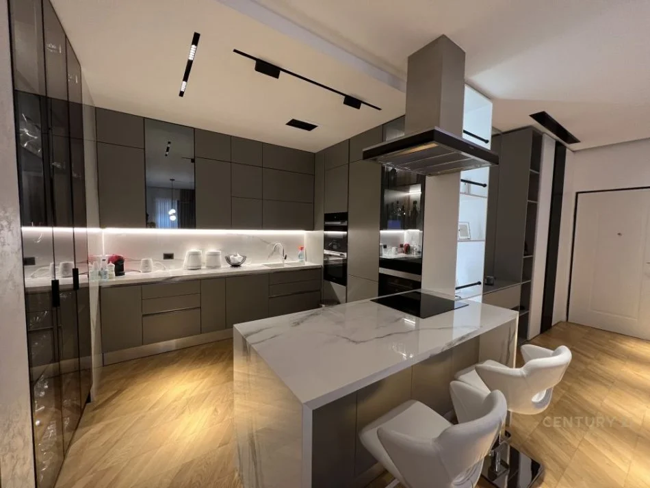 SHESIM APARTAMENT LUKSOZ 2+1+2+POST PARKIMI TEK DELIJORGJI !