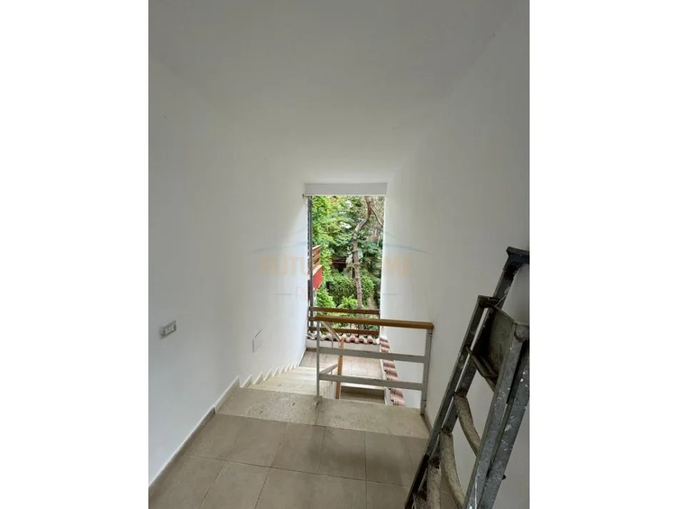 QERRET Shitet apartament 2+1+Ballkon Kati 3, 100 m² 250.000 € (Resort Marea Qerret)