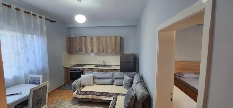 Apartament 1+1 me qera tek Rruga Siri Kodra, Dispanceria (400 Euro)