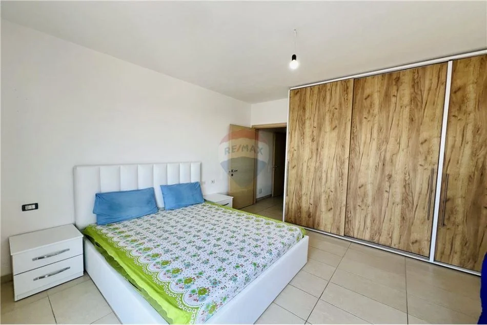 Tirane, jepet me qera apartament 1+1 Kati 3, 430 € (Aleksander Moisiu)