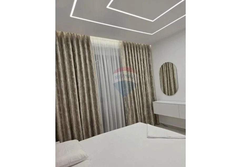 Tirane, jepet me qera apartament 1+1 , 70 m² 650 € (Kodra e Diellit)