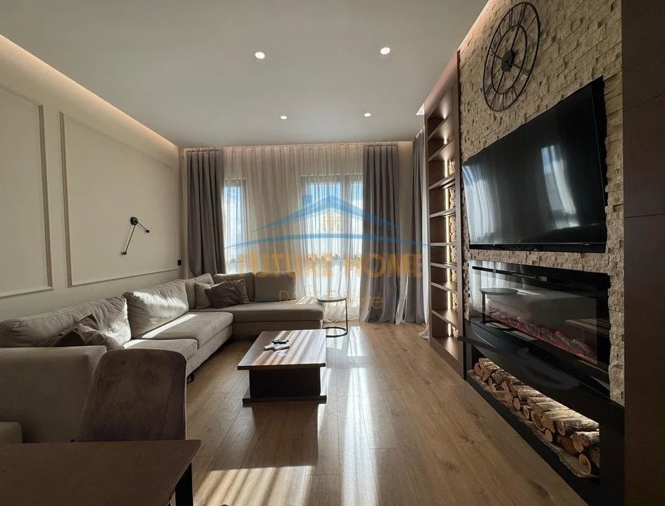 Tirane, jepet me qera apartament 1+1+Ballkon Kati 4, 76 m² 900 € (Square 21)