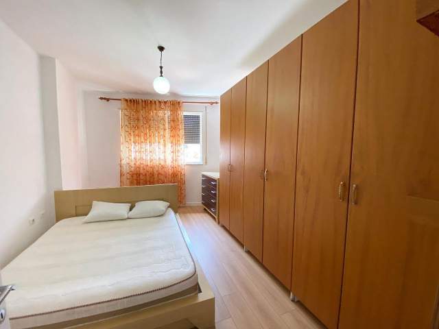 Tirane, shitet apartament 1+1+BLK Kati 7, 77 m² 102.000 Euro (Rruga Medar Shtylla)