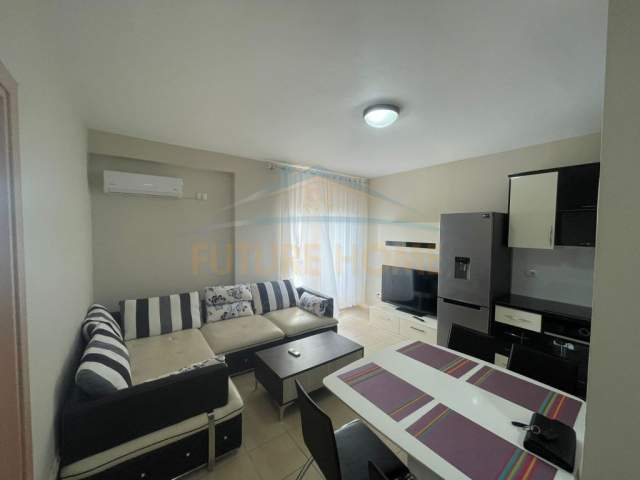 Durres, jepet me qera apartament 1+1 Kati 7, 55 m² 30000 Leke (ne lagjen 13 prane pelikanit)