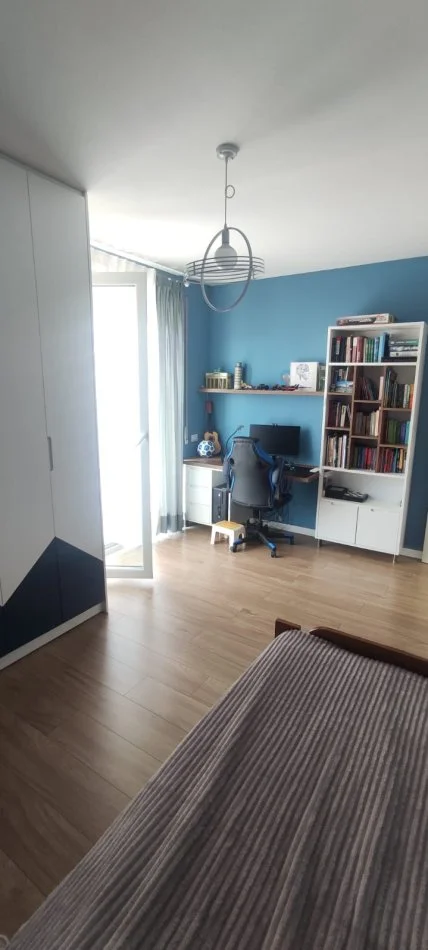 Tirane, jepet me qera apartament 2+1+Ballkon Kati 6, 94 m² 700 € (Fiori Di Bosco)