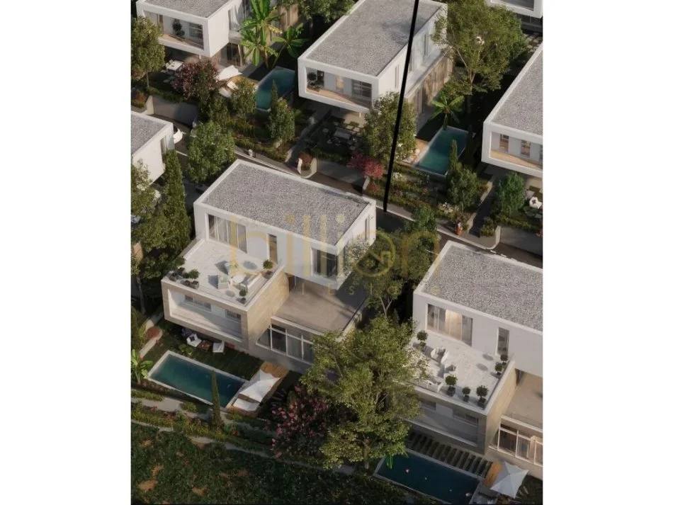 Tirane, shitet Vile 3 Katshe , 323 m² (Farkë, Tirana, Albania)