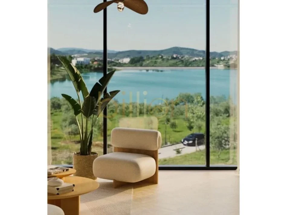 Tirane, shitet Vile 3 Katshe , 323 m² (Farkë, Tirana, Albania)